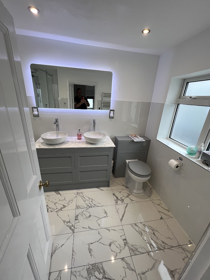 The Anthracite & Marble Suite